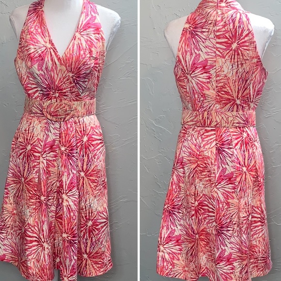 Muse Dresses & Skirts - Muse Women’s  Colorful  Floral V-Neck Dress with Belt - Size 8